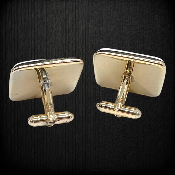 Vintage Unisex Egyptian Hieroglyphic Scene Black White Toggle Back Cufflinks - Picture 8 of 13